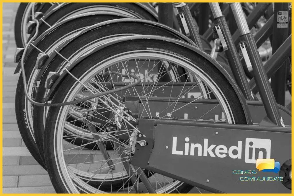 Bicicleta con el distintivo de LinkedIn