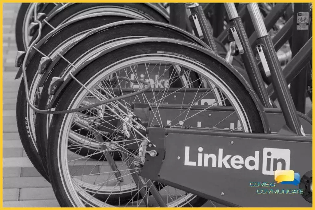 Bicicleta con el distintivo de LinkedIn
