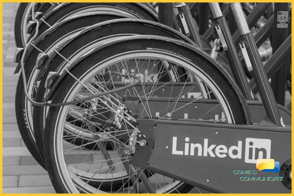 Bicicleta con el distintivo de LinkedIn